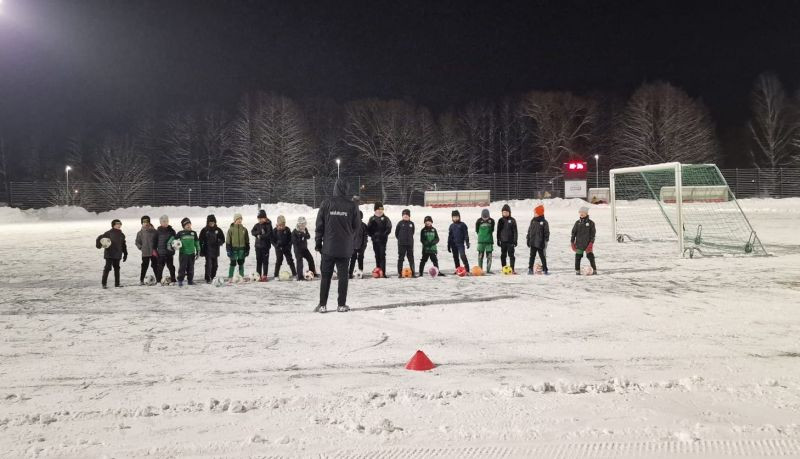 Vai Mārupē taps futbola halle? Vietējās futbola kustības centieni un bažas