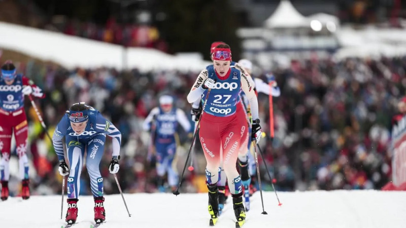 Par Eiduku gadu jaunākai šveicietei panākums pasaules čempionātā skiatlonā