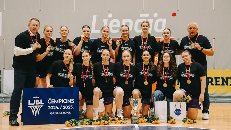 Zane Dzenīte izceļas finālā, "Rīga/Centrs" pēc trīs gadiem kāpj U17 virsotnē
