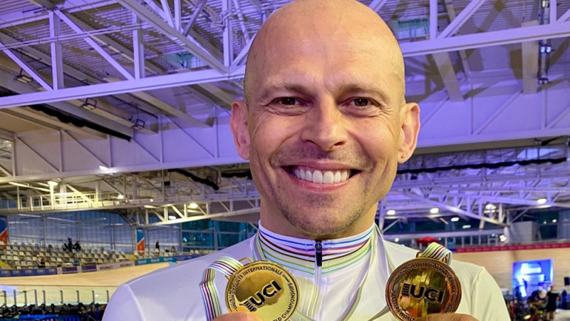 Ķiksis izcīna vēl vienu zeltu pasaules čempionātā trekā Masters grupā