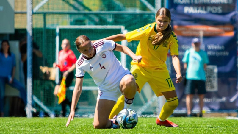 Latvijas U17 futbolistēm sāpīga neveiksme atlasē Eiropas meistarsacīkstēm