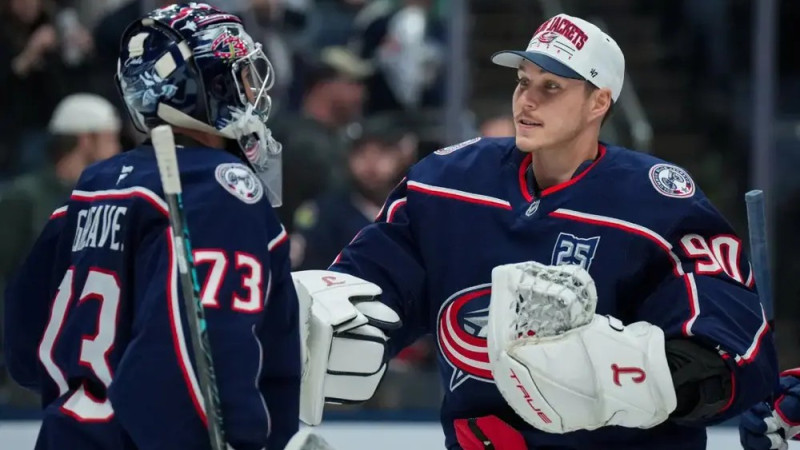 Merzļikins un Grīvss šobrīd veido vienu no labākajiem vārtsargu duetiem līgā
