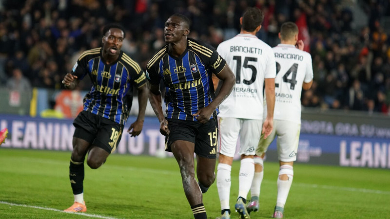 Lielklubus mocījusī Piza beidzot tiek pie pirmās uzvaras atgriešanās sezonā