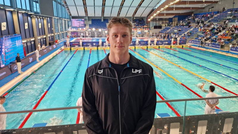 Rekordists peldēšanā Miķelsons: "Rekords bija prātā, esmu apmierināts arī ar vietu pie šādas konkurences"