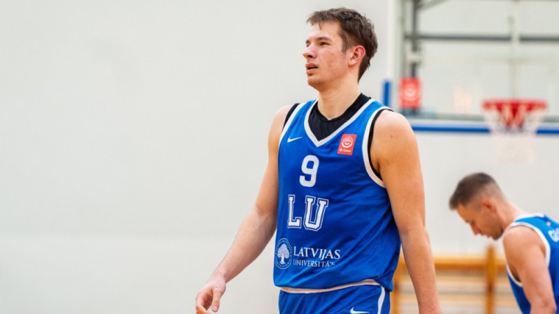 Studentu duelī pārāka augstākā līgā spēlējošā LU