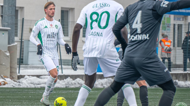 Balodis gan spēlē, gan skatās no malas; Krollis nepiedalās Liberecas cīņā