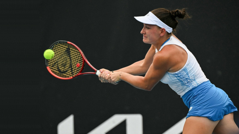 Semeņistaja debitē "Australian Open" pamatturnīrā un atzīst 13. raketes pārākumu