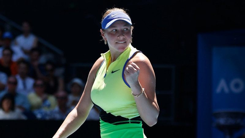 Aņisimova un Pegula tiek AO 1/4 finālā, Kīza noliek čempiones pilnvaras