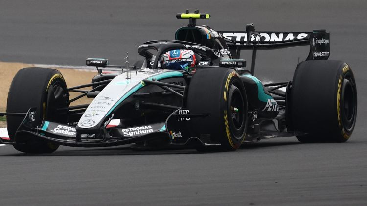 Antonelli pirmā uzvara F1 karjerā, "McLaren" netiek uz starta