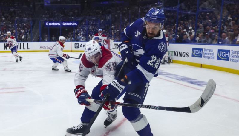 "Canadiens" pietiek ar deviņiem metieniem, lai nosūtītu Girgensonu atvaļinājumā