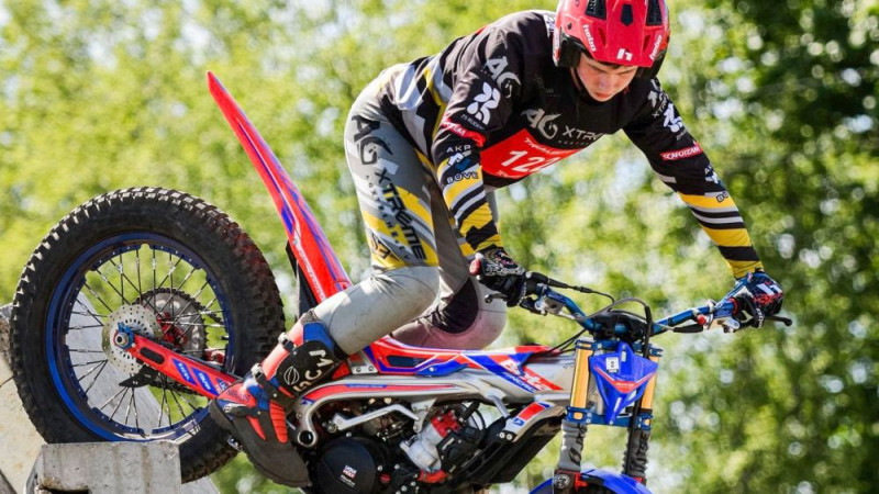 Latvijas mototriāla čempionātā Grobiņā "Trial GP" klasē uzvar 13 gadus vecais Pričins