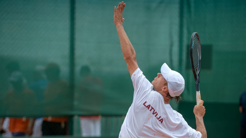 Štrombaham kāpums ATP rangā, Zverevs apsteidz Alkarasu