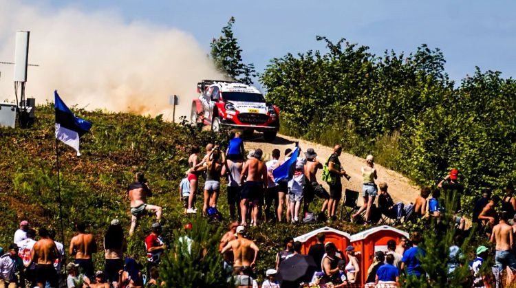Igaunijas rallija priekšpēdējo dienu Sesks un Francis noslēdz ar vēl vienu sešinieku