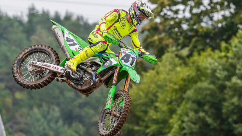 Jonass MXGP braucienā finišē otrais, Zviedrijas posmu noslēdz ceturtajā vietā