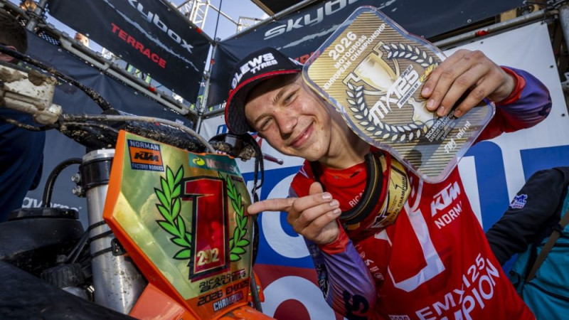 Hudolejs un Kubuliņš paliek bez punktiem, EMX125 titulu nodrošina Bauers