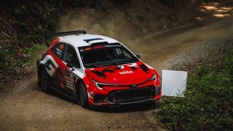 Tanaks atgriežas uz starta ar "Toyota" un uzvar Amerikas rallijā