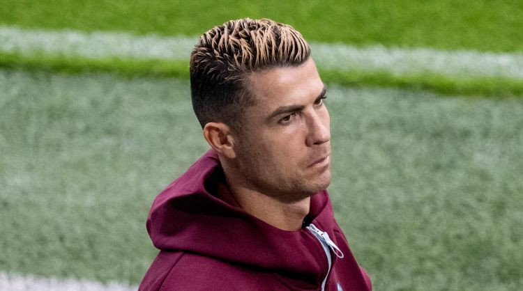 Krīze Portugāles izlasē: Krištianu Ronaldu pēc neizlaišanas laukumā pamet nometni